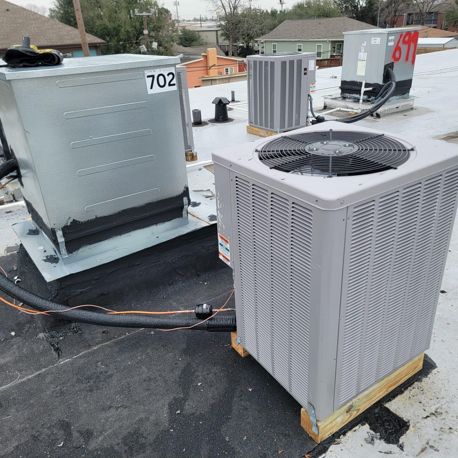 rooftop HVAC equipment maintenance for a Jacinto City home