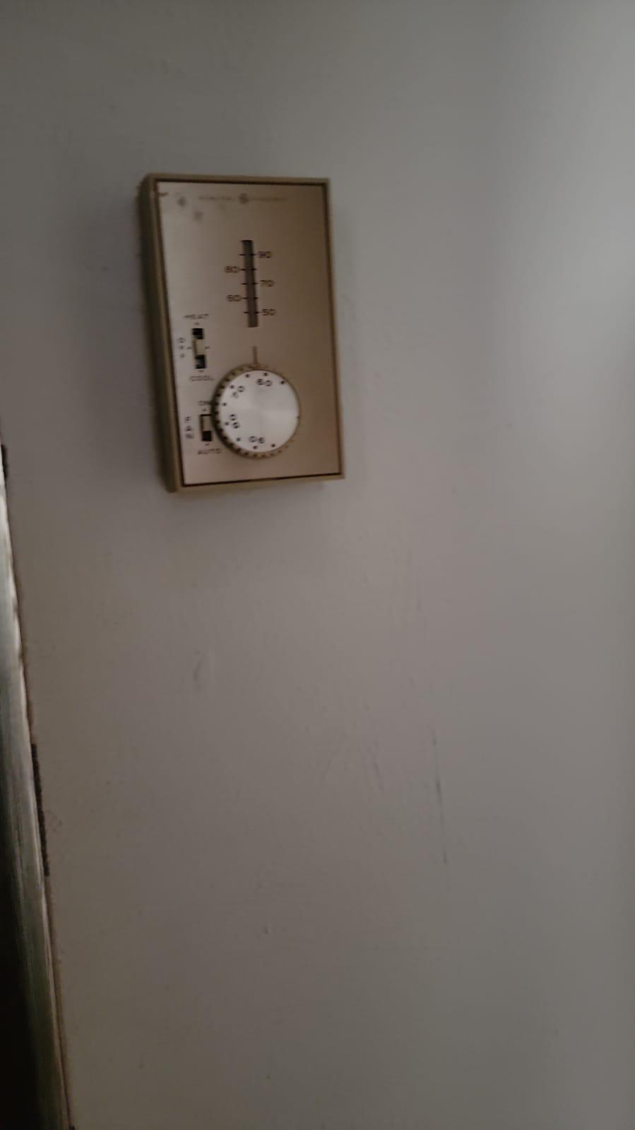 Vintage Thermostat Image - How to Troubleshoot Common Thermostat Problems | HVAC247PRO Houston